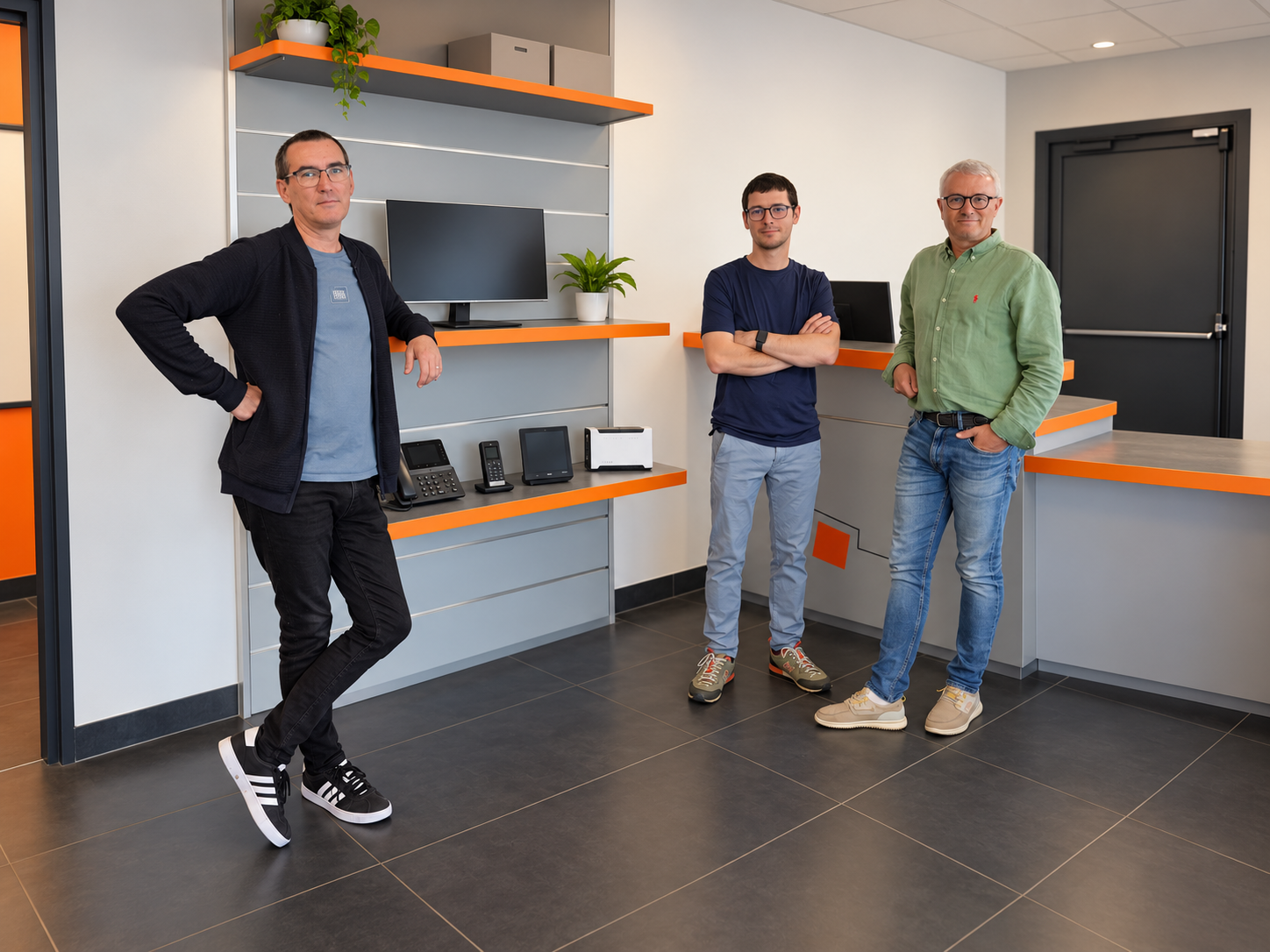 L’équipe MCE Informatique dans le magasin de Pontivy